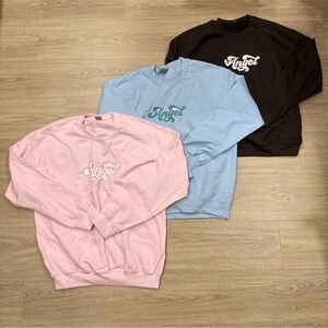 Gildan Fleece Crewneck Sweatshirt Angel embroidered - Pink, Blue, Black M